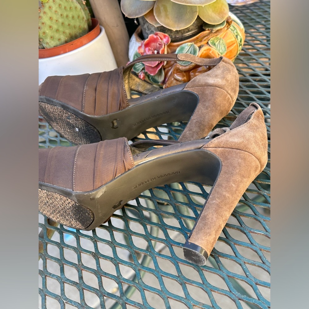 Banana Republic Women's Ankle-Strap Sandal Size 6 - Picture 3 of 8
